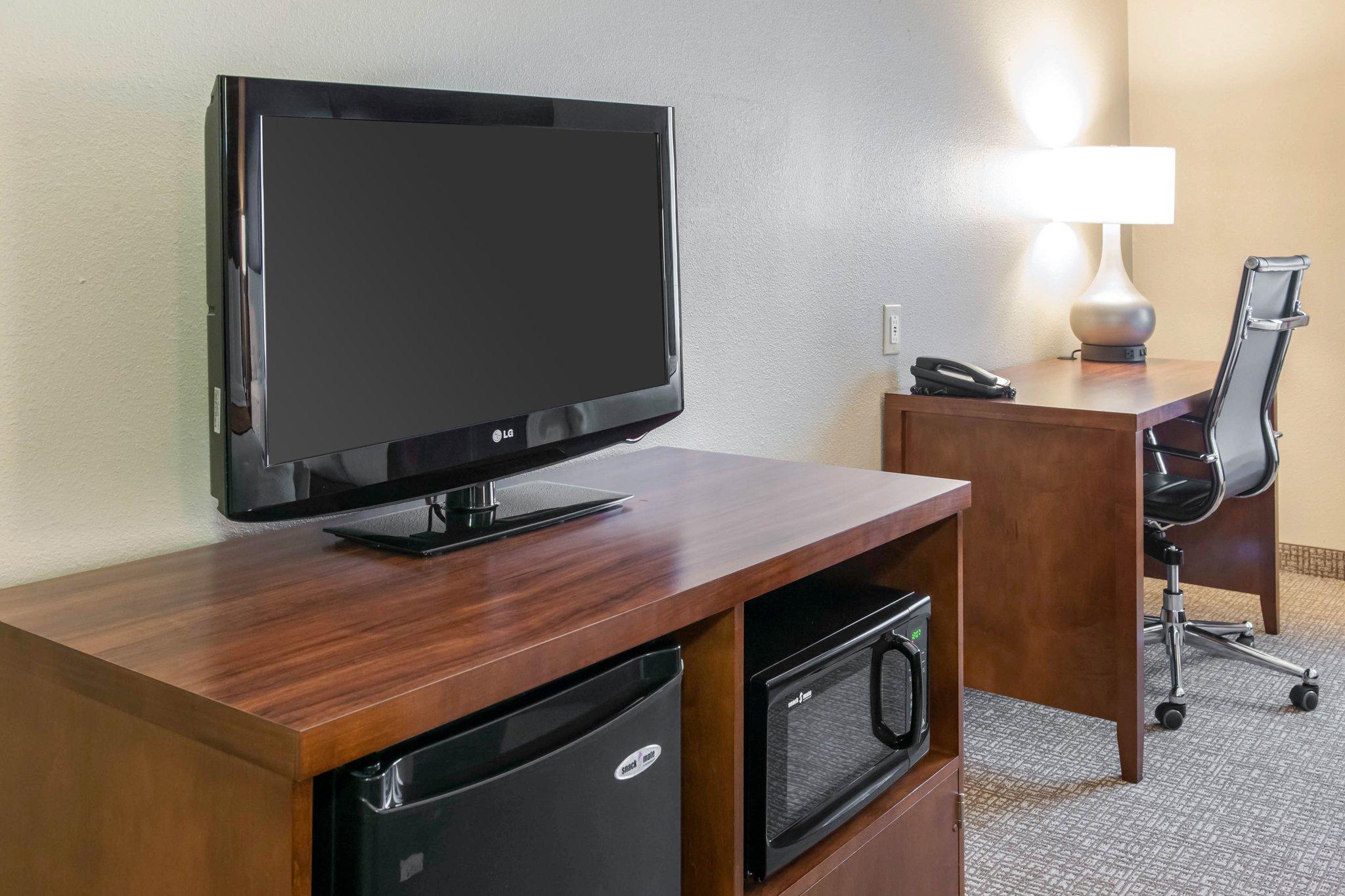 Comfort Suites Terre Haute University Area Екстер'єр фото