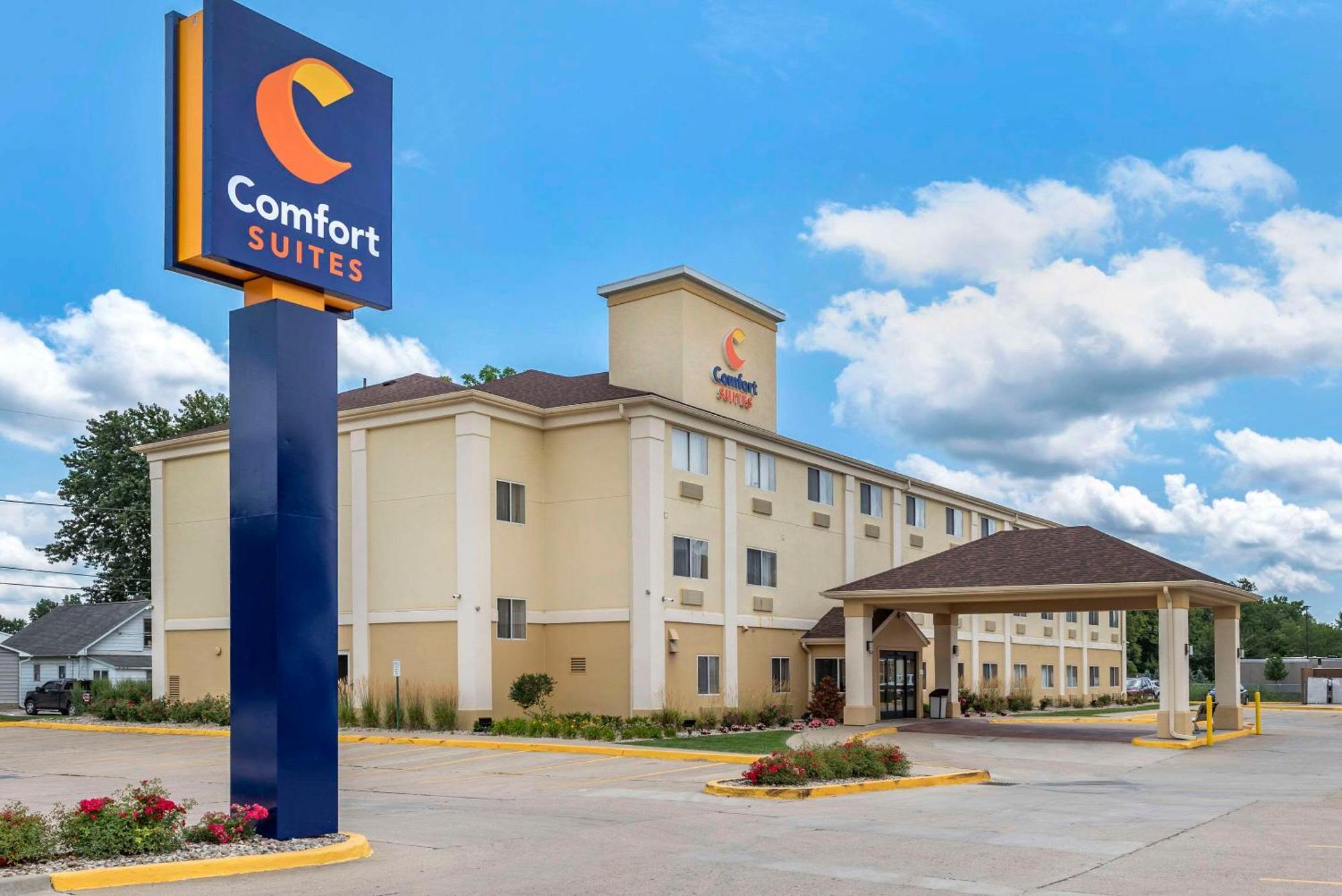 Comfort Suites Terre Haute University Area Екстер'єр фото